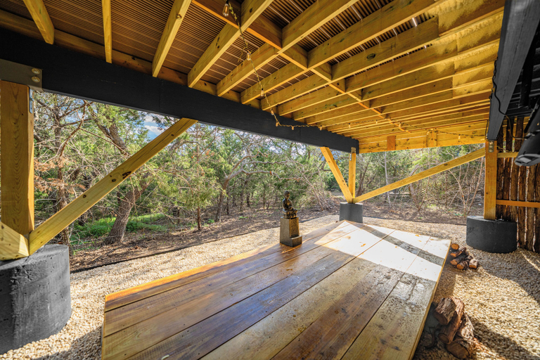 Others 3, ARES Treehouse Fredericksburg, Gillespie
