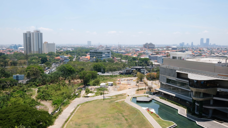 Exterior & Views, Elegant and Best Choice Studio at Grand Sungkono Lagoon Apartment By Travelio, Surabaya