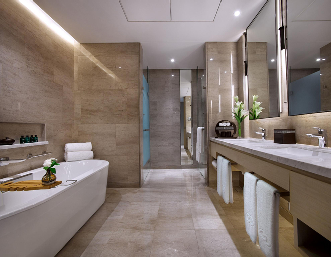 Bathroom 11