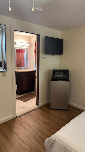 Bedroom 4, Gaard motel, Foxborough