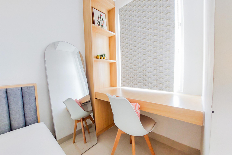Others 2, Minimalist and Strategic Studio at Serpong Garden Apartment By Travelio, Tangerang