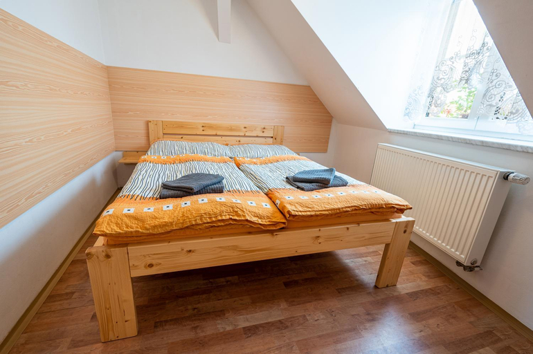 Others 3, Penzion a vinarstvi Vyskocil Strachotin, Břeclav