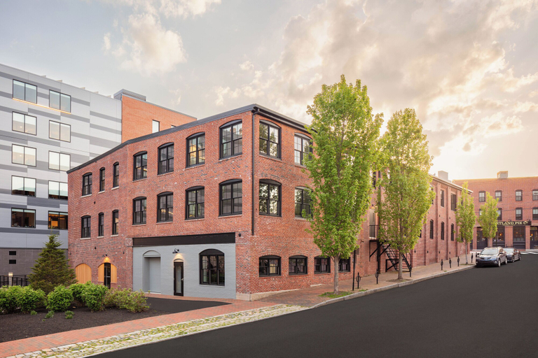 Exterior & Views, The Weldon Hotel, Cumberland