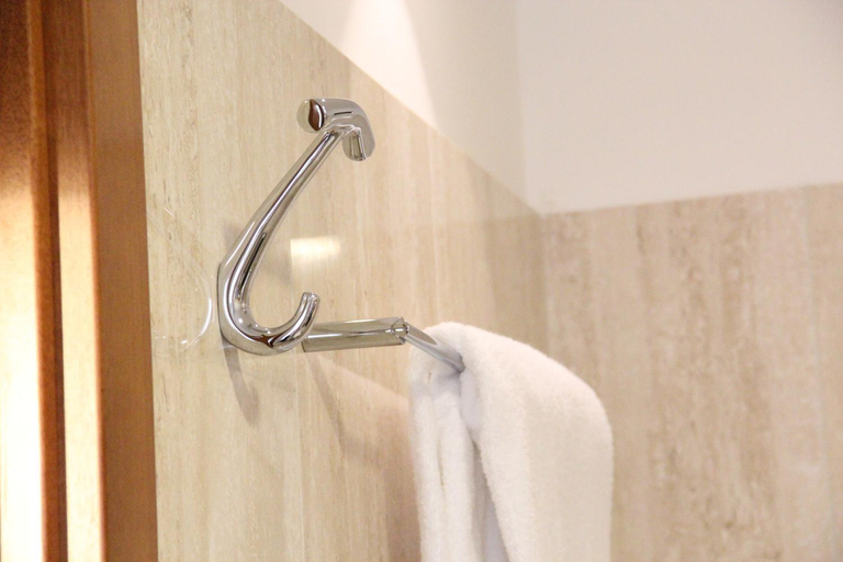Bathroom 4, Termini Beach Hotel & Suites, Venezia