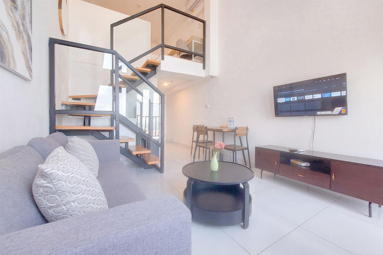 Others 2, Well Designed Studio Loft at Kingland Avenue Apartment By Travelio, Tangerang
