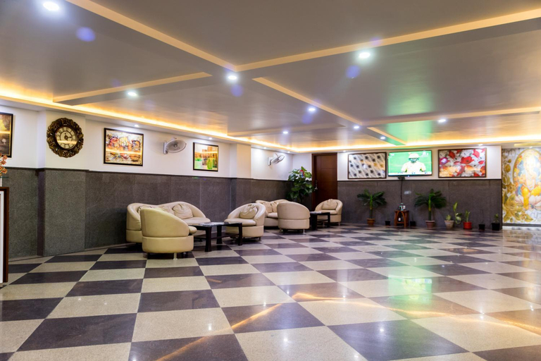 Public Area, SM Palace (Near Apollo Hospital), Delhi