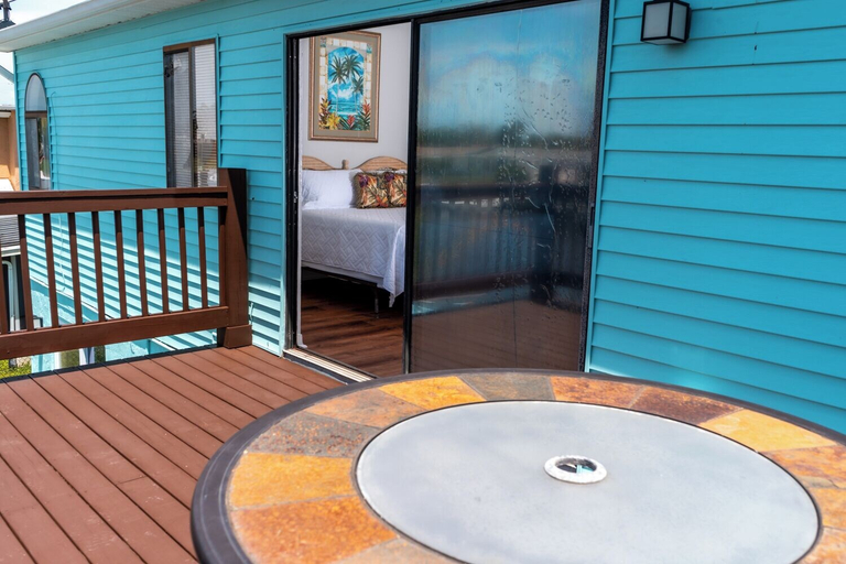 Others 5, Waterfront Getaway and BBQ, Pasco
