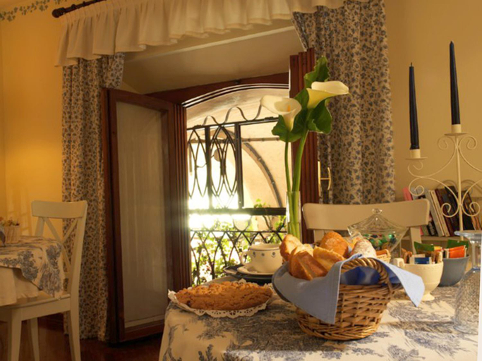 Food & Drinks 3, Casa Margherita, Mantua