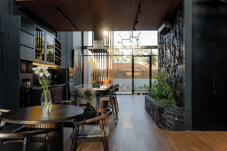 Food & Drinks, Black Rock Villas, Badung