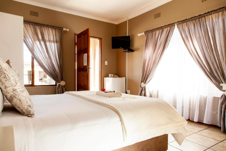 Others 5, Welgerust Bed & Breakfast, Gert Sibande