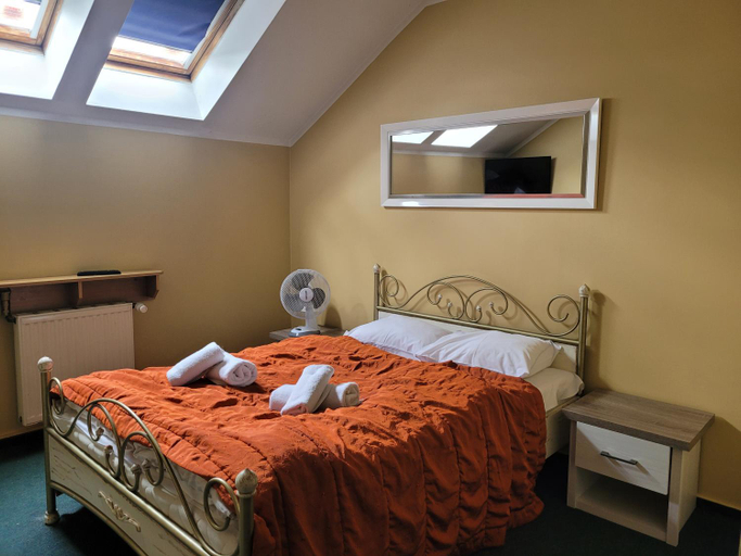 Bedroom 2, Hotel Leliwa, Lubań