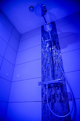 Bathroom, La Part des Anges, Bas-Rhin