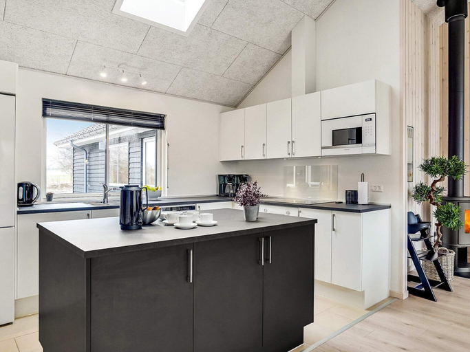 Private kitchen 3, 5 Star Holiday Home in Jaegerspris, Frederikssund