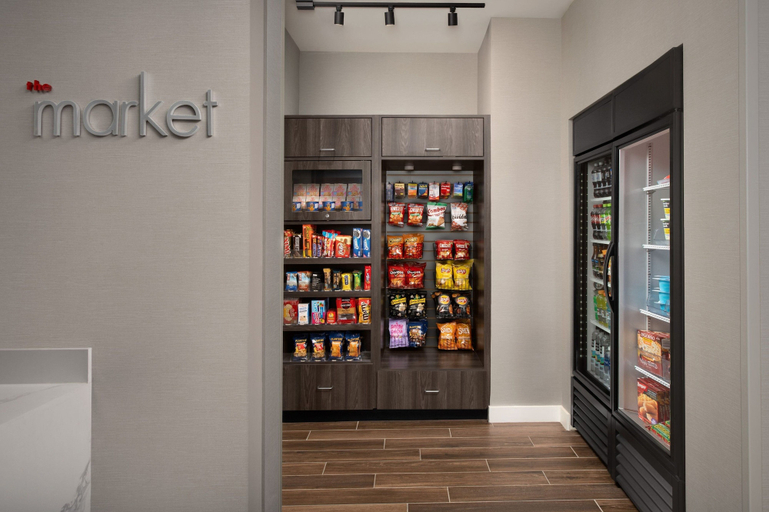 Food & Drinks 4, Residence Inn By Marriott Fresno Clovis, Fresno