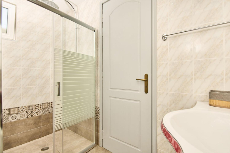 5, Ostria Apartments, Ionian Islands