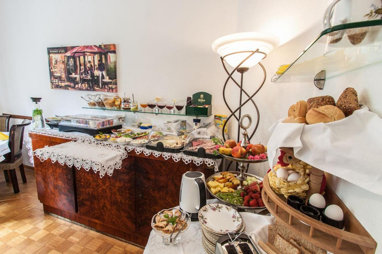 Food & Drinks 5, Park Villa Apartments, Bad Kissingen