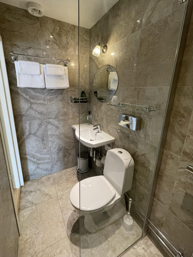 Bathroom 5, Guntorps Herrgard, Borgholm