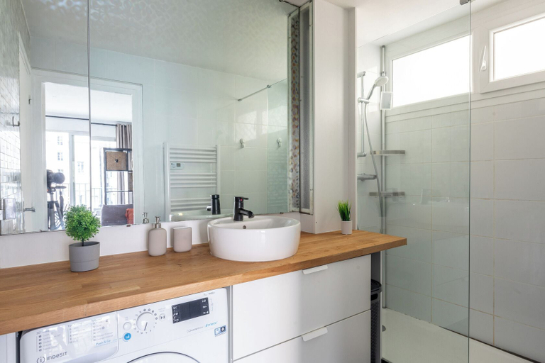 Bathroom, Appartement Fastueux au 16eme, Paris