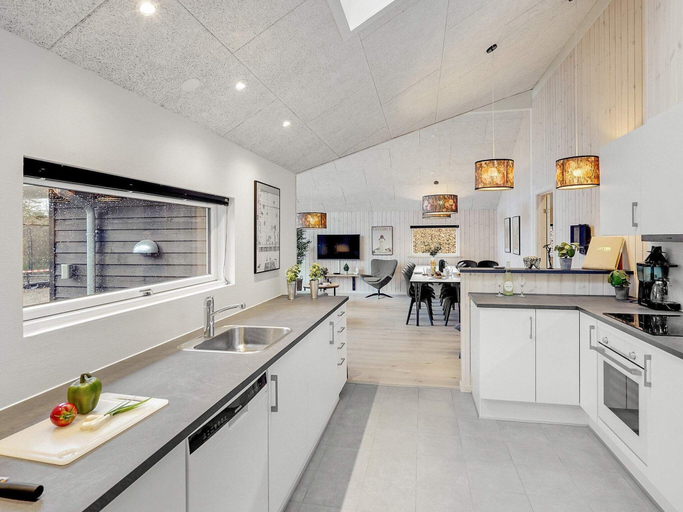 Private kitchen 3, 5 Star Holiday Home in Vaeggerlose, Guldborgsund
