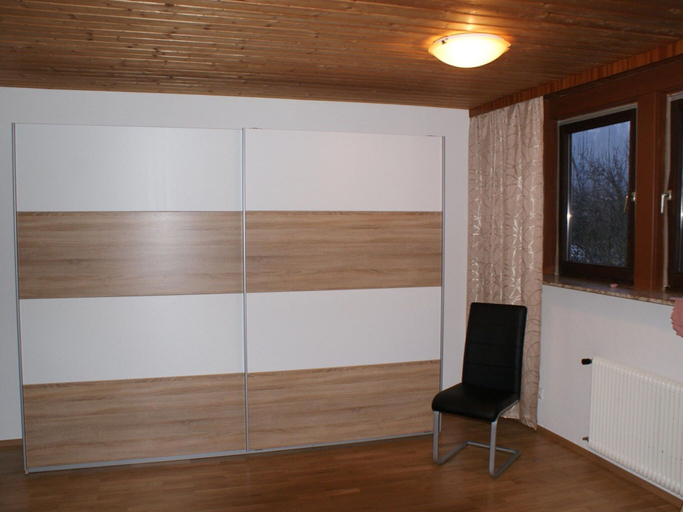 Room 2, Holiday Home Bodensdorf Near Ski & Lake, Feldkirchen