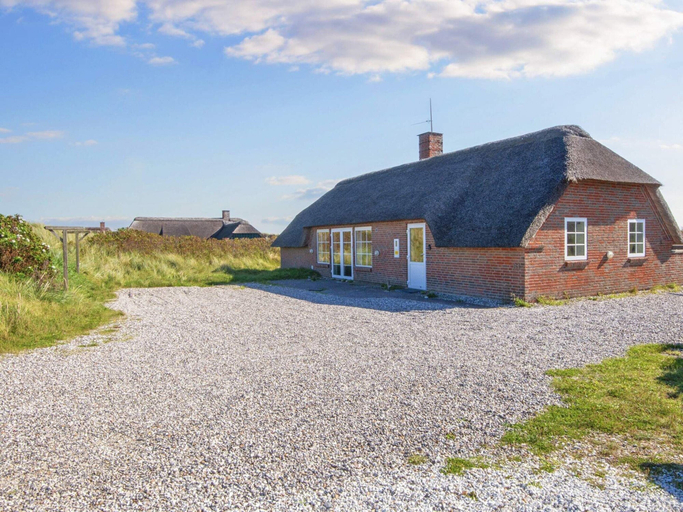 Exterior 5, 5 Star Holiday Home in Ringkobing, Ringkøbing-Skjern