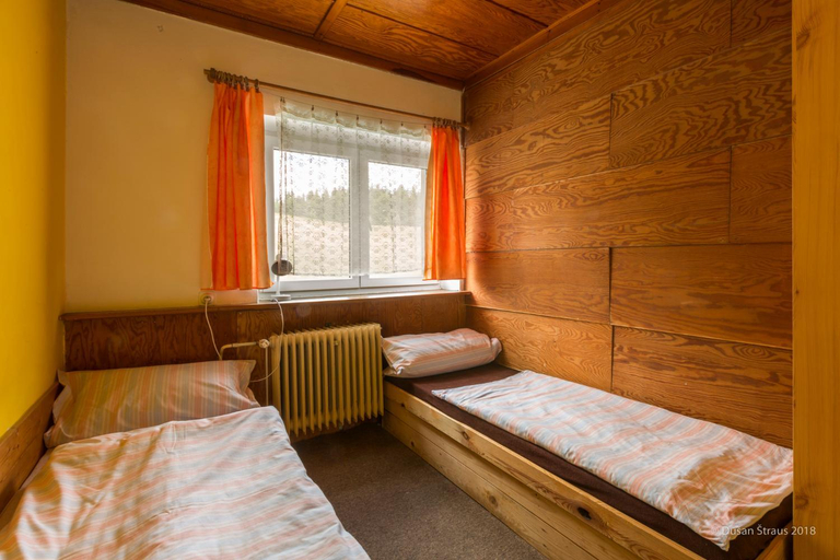 Bedroom 2, Penzion Pohlednicka, Semily