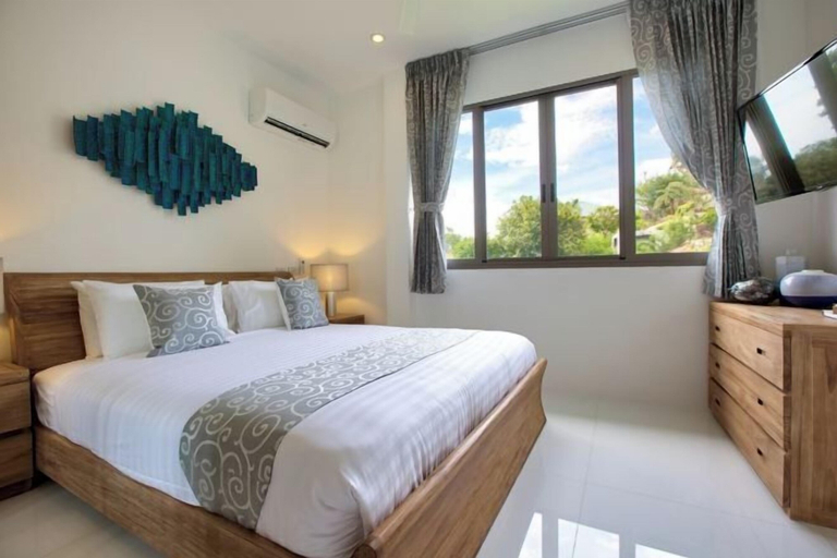 Others 5, Shades of Blue, Ko Samui