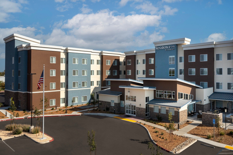 Exterior & Views 2, Residence Inn By Marriott Fresno Clovis, Fresno