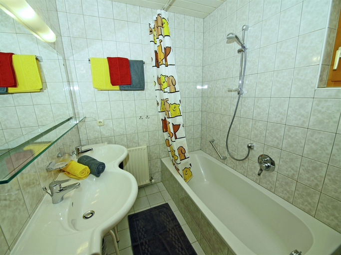 Others 4, Apartment With Panoramic Views in Fiss, Landeck