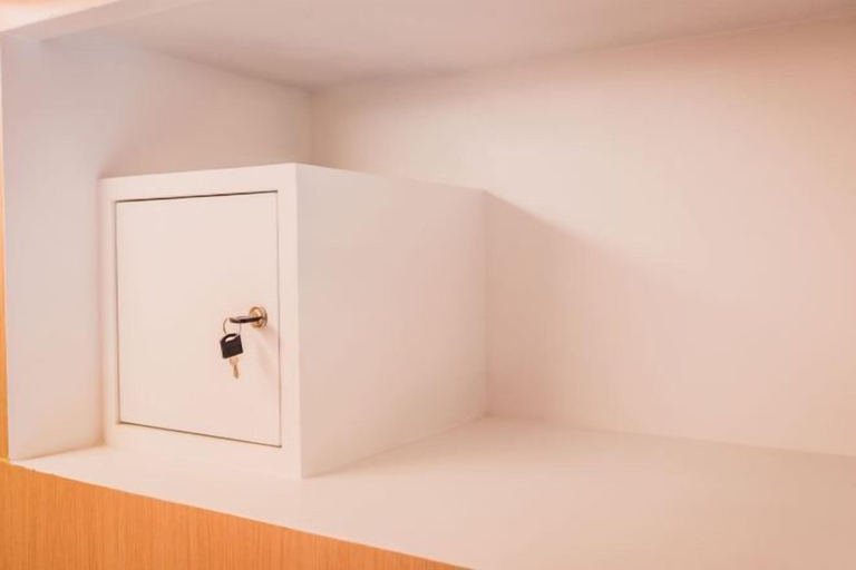 Bathroom 11