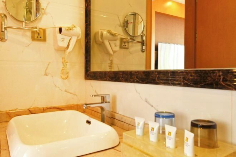 Bathroom 3, Companion Departure Hotel, Guangzhou