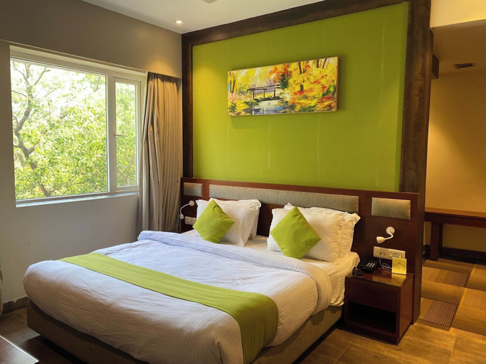 Bedroom 5, Club central Hotel Bolpur, Birbhum