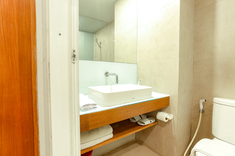 Bathroom 9