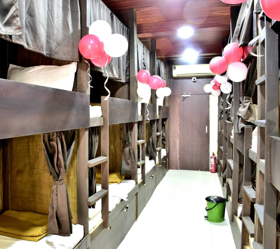 Bedroom 4, ASRA DORMITORY, Mumbai Suburban