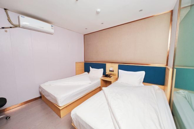 Bedroom 3, Yulai Hotel, Kunming