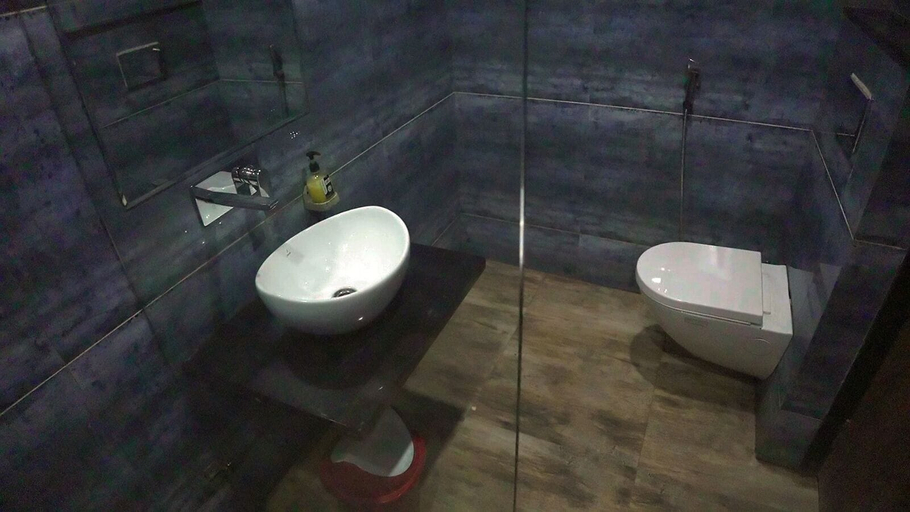 Bathroom, Hotel Maa Sharda Palace, Ujjain