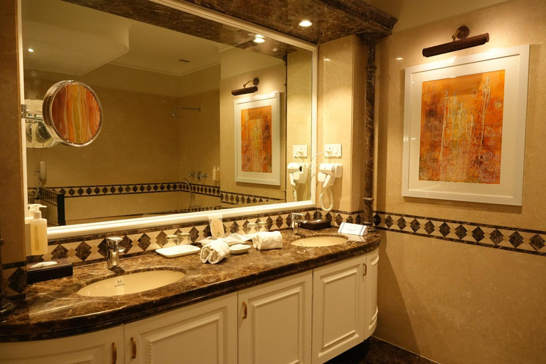 Bathroom 4, Sun N Sand Shirdi Hotel, Ahmadnagar
