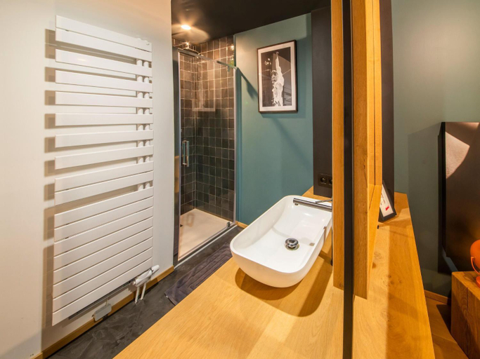 Bedroom 4, Charming holiday home near Namur with private sauna, Namur