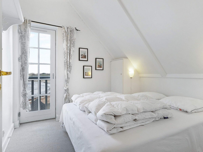 Bedroom 2, 5 Star Holiday Home in Bagenkop, Langeland