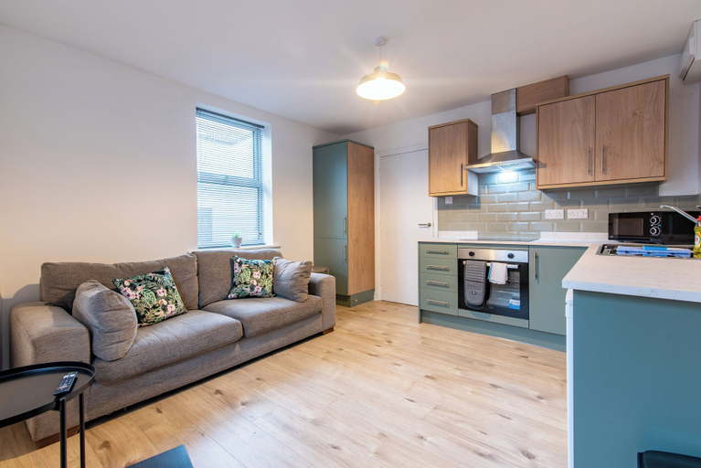 Others 5, Harcourt Apartments, Nottinghamshire