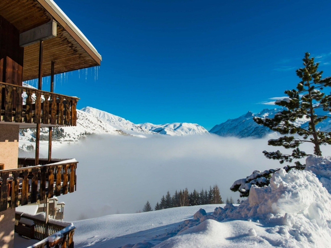Others 4, Chalet Apartment in Auris With Scenic Views, Isère