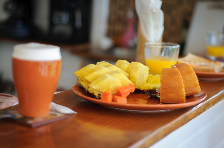 Food & Drinks 4, 21 Palms, Santa Bárbara de Samaná