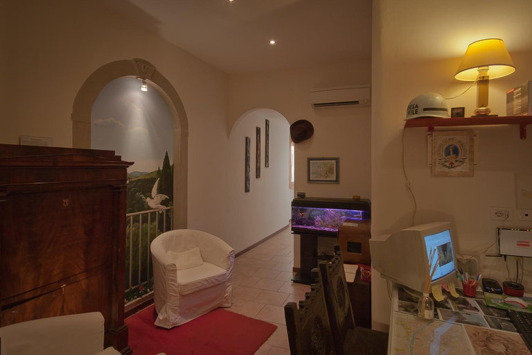 Public Area, Casa Billi, Florence