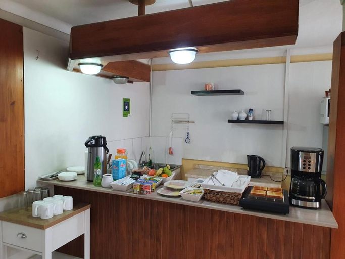 Others 4, Hostal del Rio, Concepción