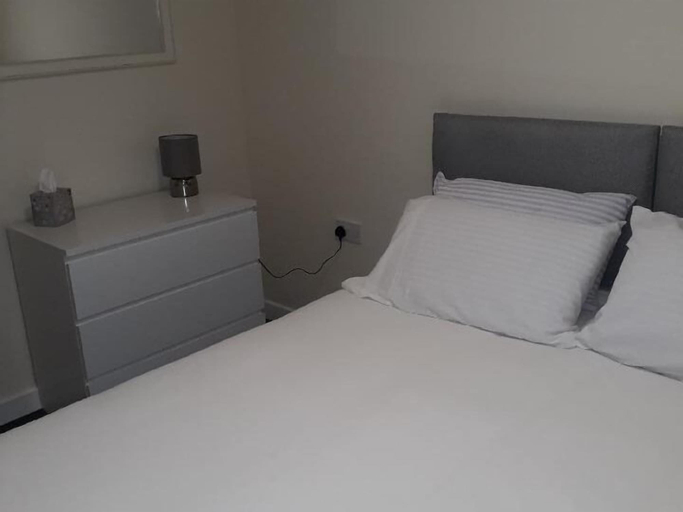 Bedroom 5, Stonefield Rooms, South Lanarkshire