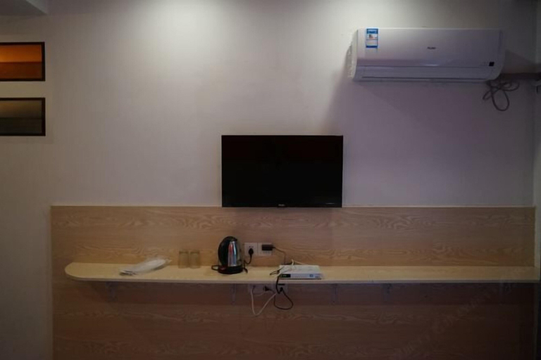 Bathroom 4, Shipu Xinxing Hotel