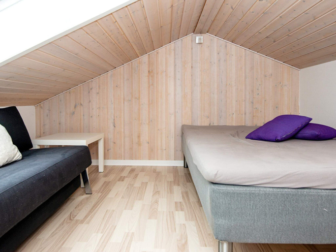 Bedroom 2, 6 Person Holiday Home in Hejls, Kolding