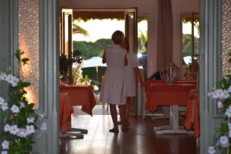Public Area, Hotel Les Lentisques, Corse-du-Sud