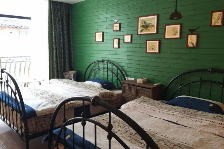 Bedroom 3, Youjia Inn, Guilin