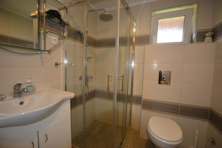 Bathroom 3, Apartment Vihor, Čajetina